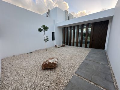 Residencia de Lujo sobre Terreno de 1,200 m² | Lagos del Sol, imagen 5