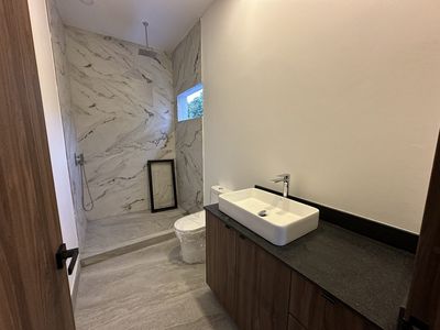 Residencia de Lujo sobre Terreno de 1,200 m² | Lagos del Sol, imagen 36