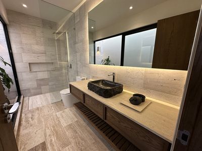 Casa de Lujo en Venta en Lagos del Sol Cancún | 5 Recámaras | Alberca Privada, imagen 19