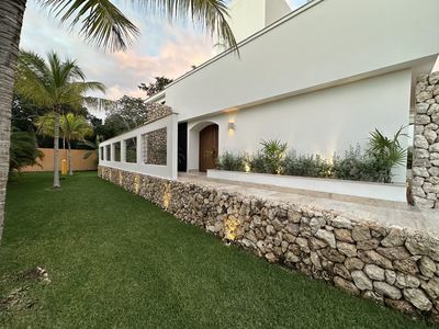 Casa de Lujo en Venta en Lagos del Sol Cancún | 5 Recámaras | Alberca Privada, imagen 2