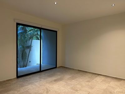 Casa en venta en Cancún Residencial con Alberca, Jacuzzi, imagen 2