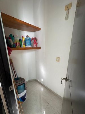 Amplio Departamento en Venta en Cancún Centro 2 Recámaras con 2 Estacionamientos Techados y Alberca, imagen 19
