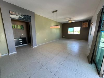 Amplio Departamento en Venta en Cancún Centro 2 Recámaras con 2 Estacionamientos Techados y Alberca, imagen 15