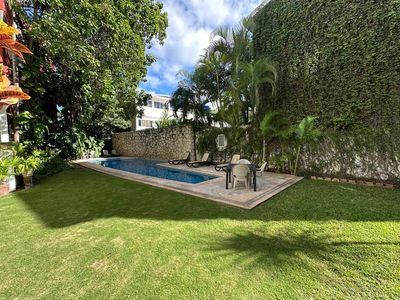 Amplio Departamento en Venta en Cancún Centro 2 Recámaras con 2 Estacionamientos Techados y Alberca, imagen 29