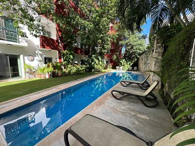 Amplio Departamento en Venta en Cancún Centro 2 Recámaras con 2 Estacionamientos Techados y Alberca, imagen 32