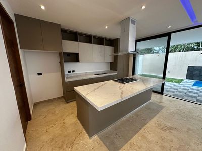 Casa en Venta en Residencial Río | 4 Recámaras, Recámara en Planta Baja, Alberca y Lote en Esquina, imagen 5