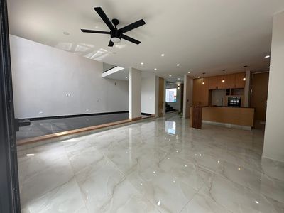 Casa en Venta en Via Cumbres Cancún 3 niveles, imagen 7