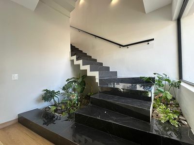 Casa en Venta en Via Cumbres Cancún 3 niveles, imagen 3