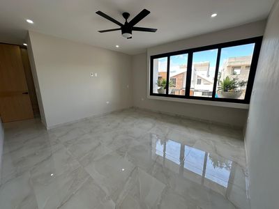 Casa en Venta en Via Cumbres Cancún 3 niveles, imagen 17